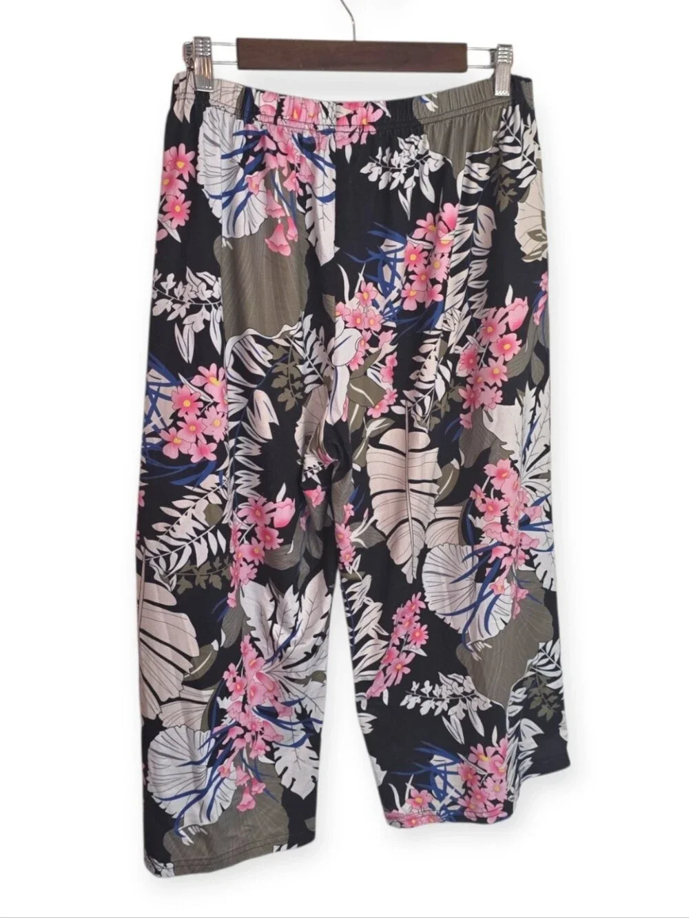 Ekouaer Navy Floral Lounge Set V-Neck Pajama Set with Cropped Pants XXL